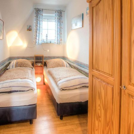 Ferienwohnung Fokuhl Im Strohhus Hooksiel Шилиг Екстериор снимка