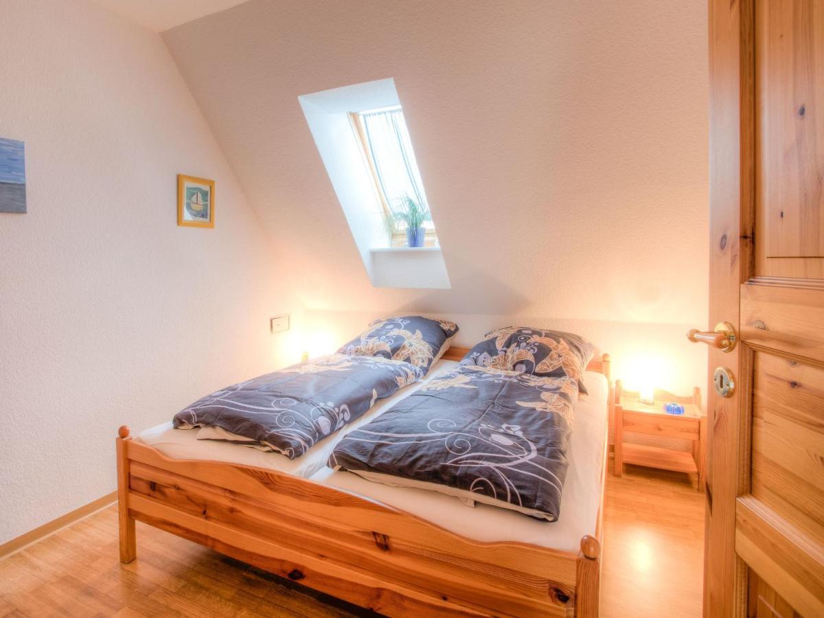Ferienwohnung Fokuhl Im Strohhus Hooksiel Шилиг Екстериор снимка
