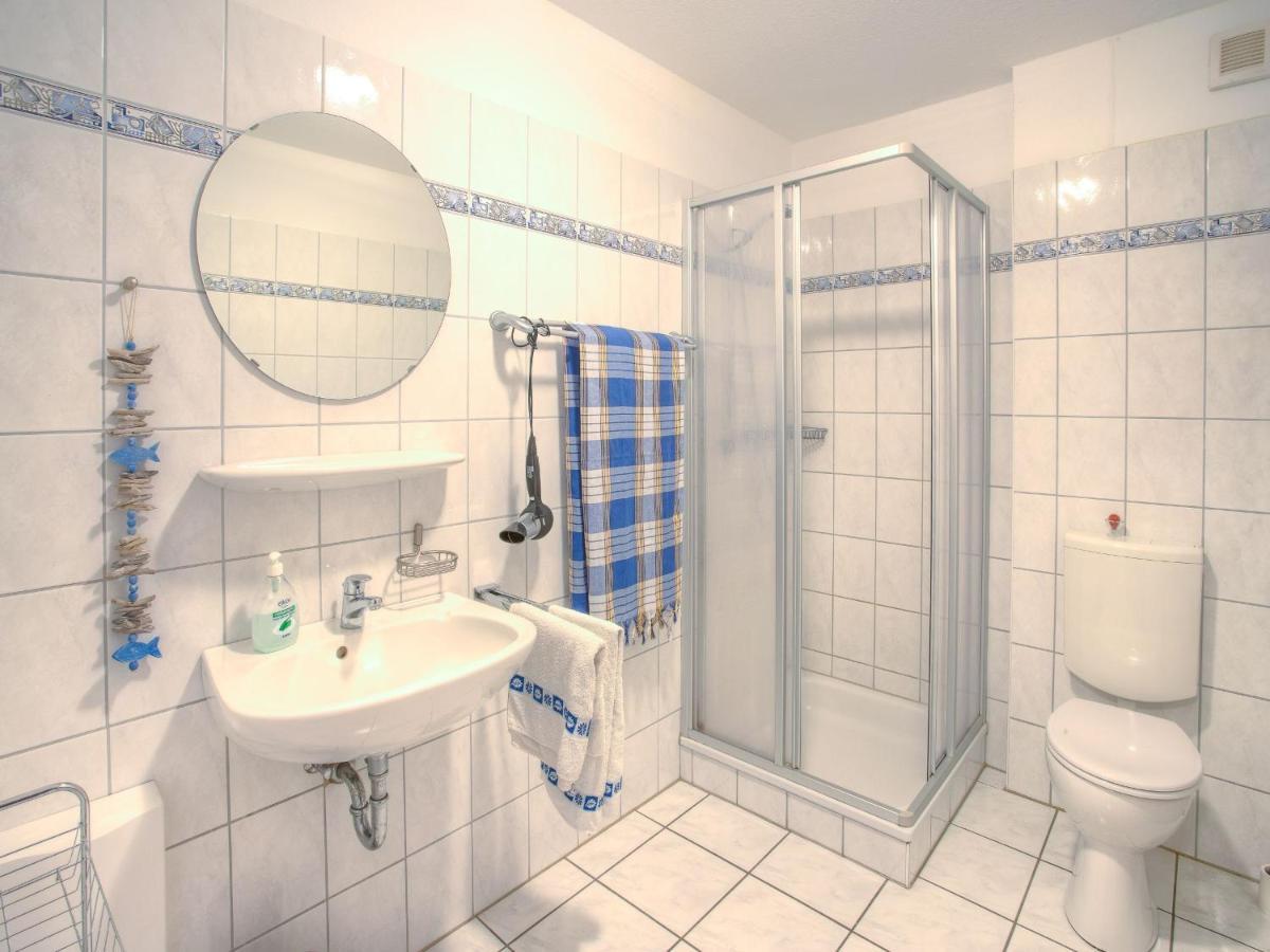 Ferienwohnung Fokuhl Im Strohhus Hooksiel Шилиг Екстериор снимка