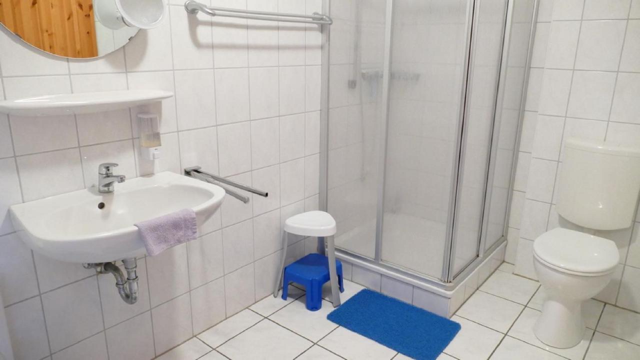 Ferienwohnung Fokuhl Im Strohhus Hooksiel Шилиг Екстериор снимка